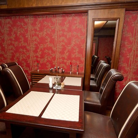 Hotel Megalos Constanta Bagian luar foto
