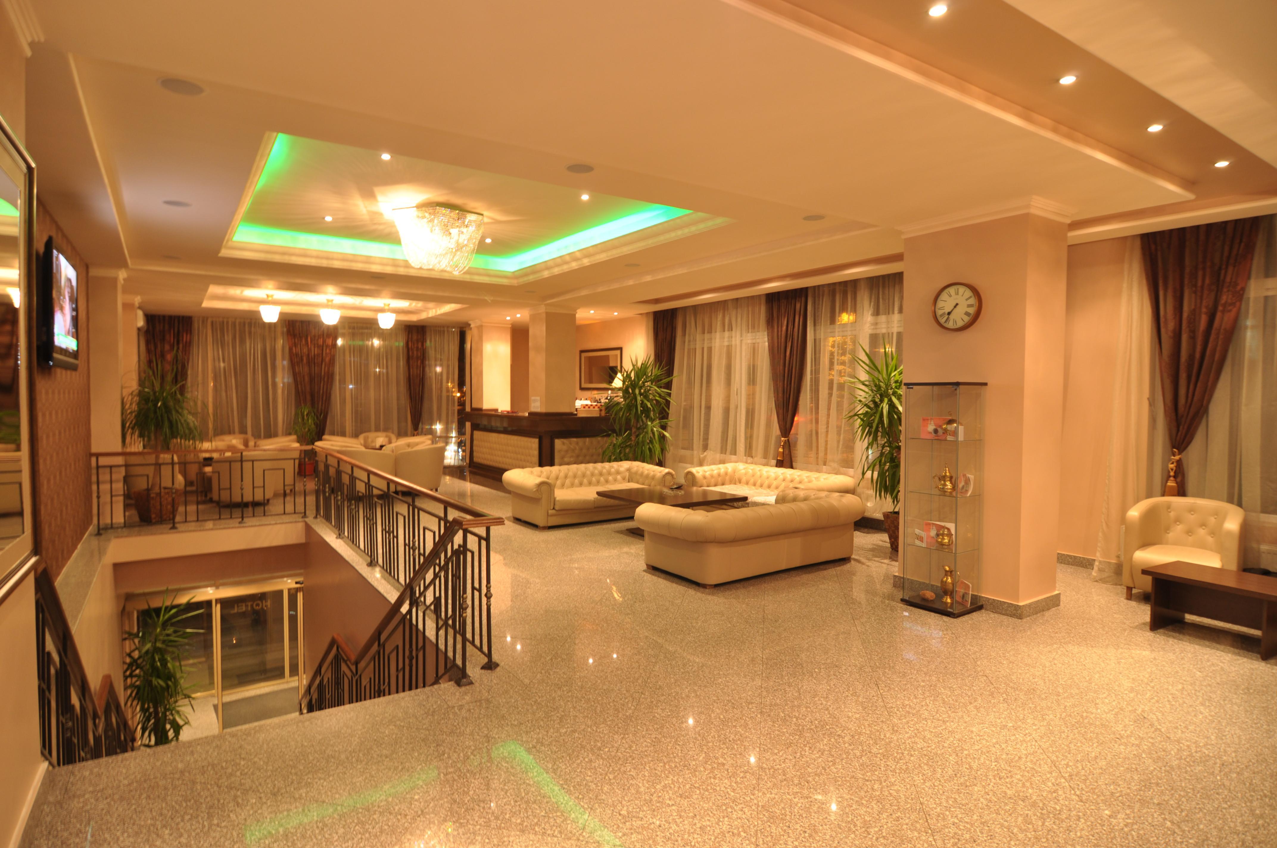 Hotel Megalos Constanta Bagian luar foto