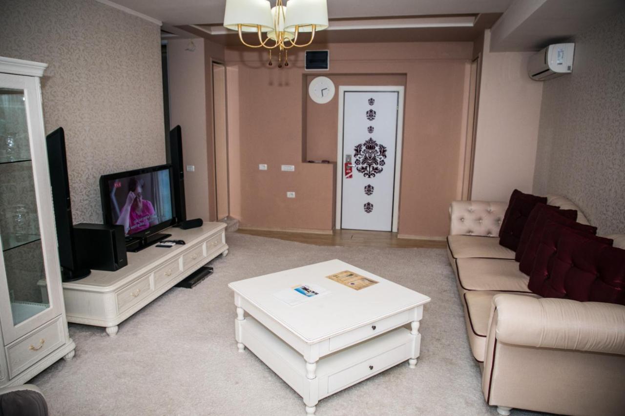Hotel Megalos Constanta Bagian luar foto