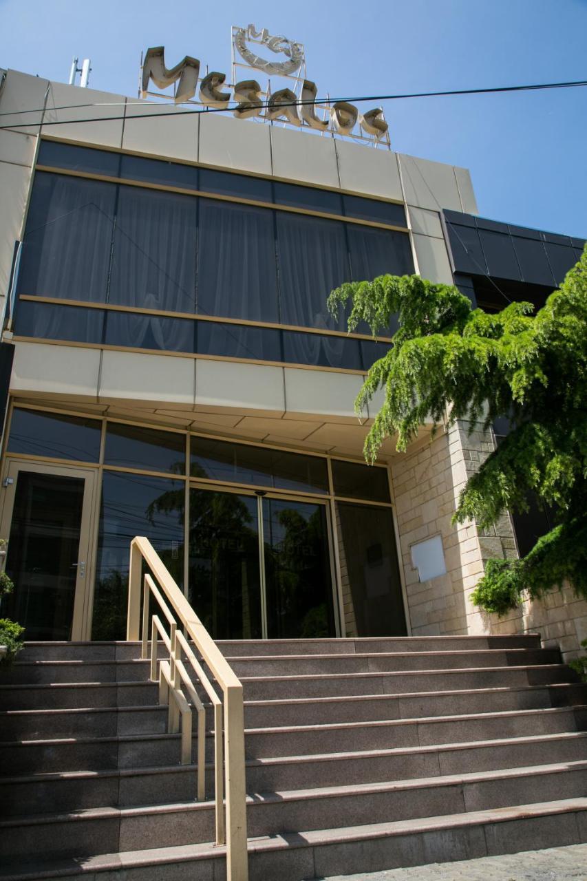 Hotel Megalos Constanta Bagian luar foto